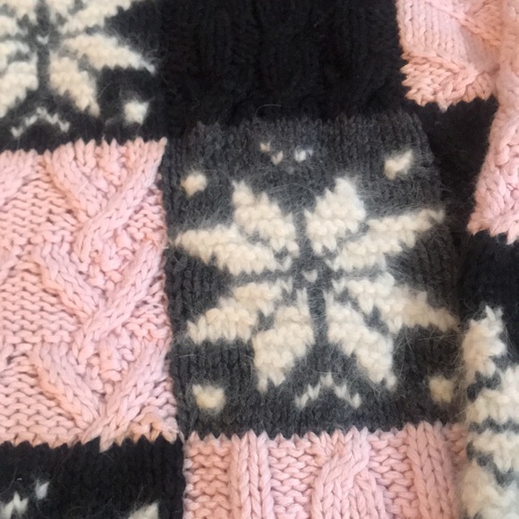 🌸NEW🌸 Patchwork Hand Knitted Vintage Sweater - Picture 4 of 16